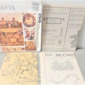 1997 McCall's Crafts GINGERBREAD CHRISTMAS McCall's Pattern #8946 Santa Cookie
